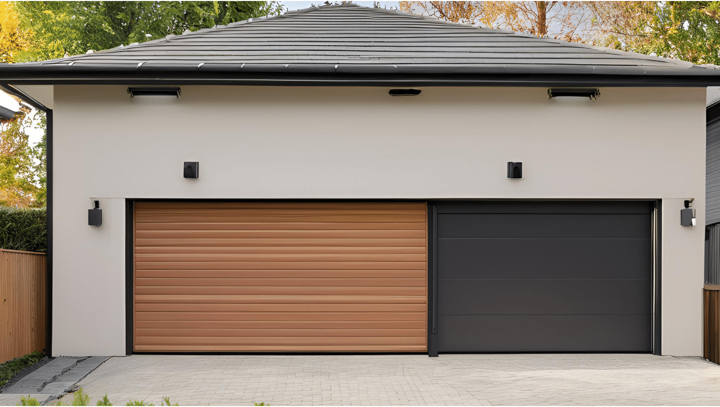 Double porte de garage à ouverture plafond dans le Maine et Loire