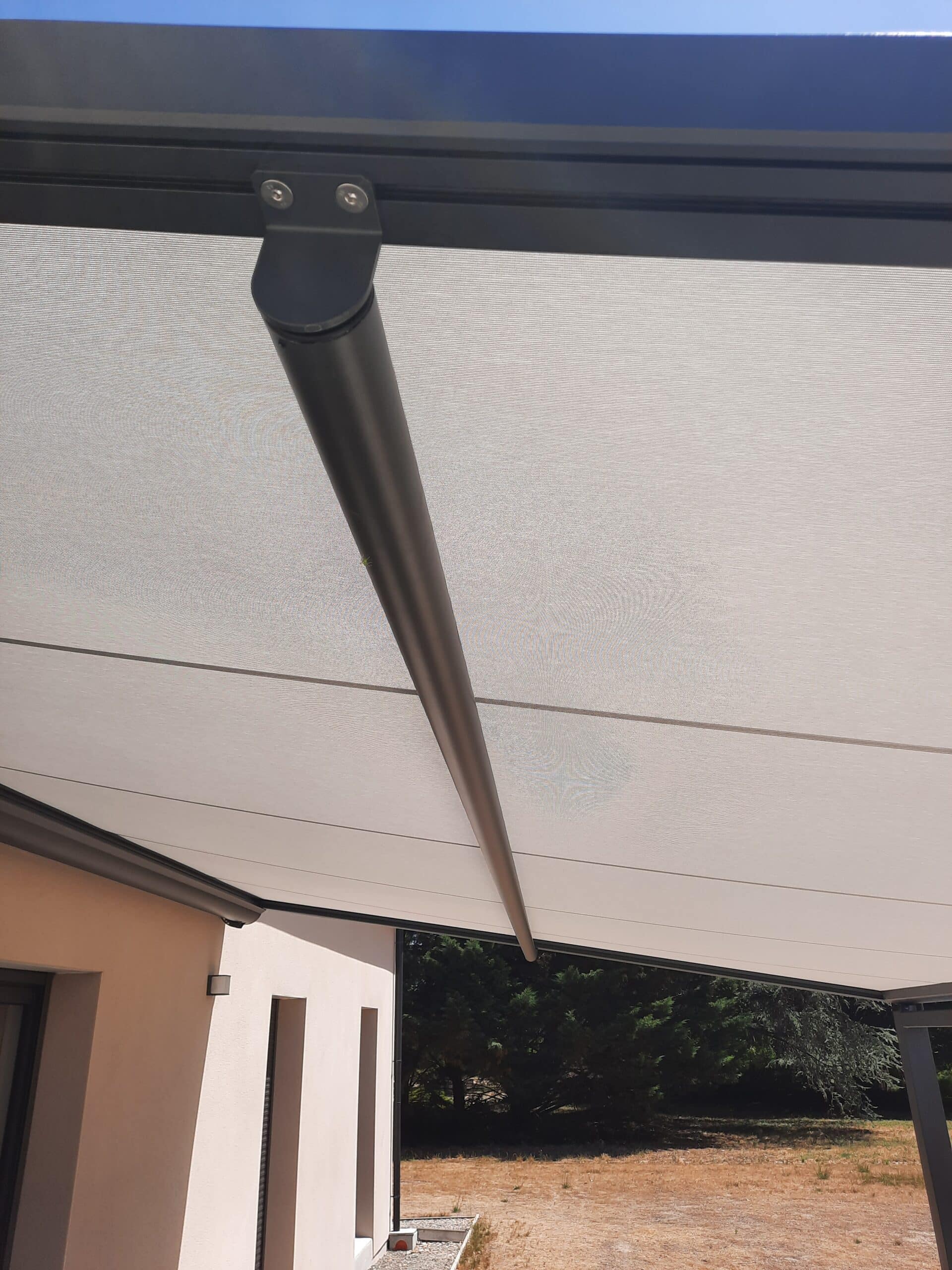 Barre de soutien pergola toile à Brissac