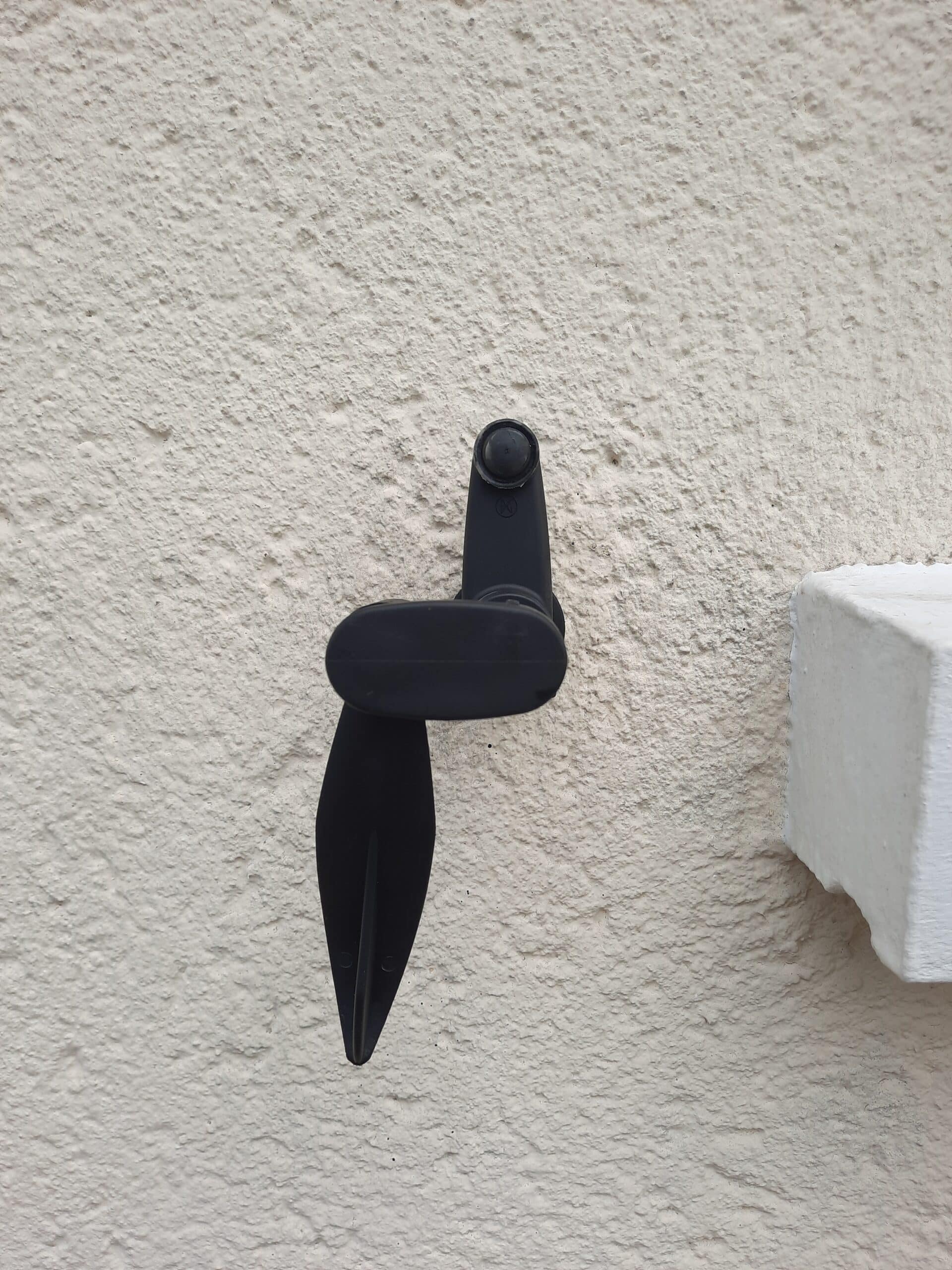 Zoom sur l’arrêt de volet battant aluminium installé à Angers