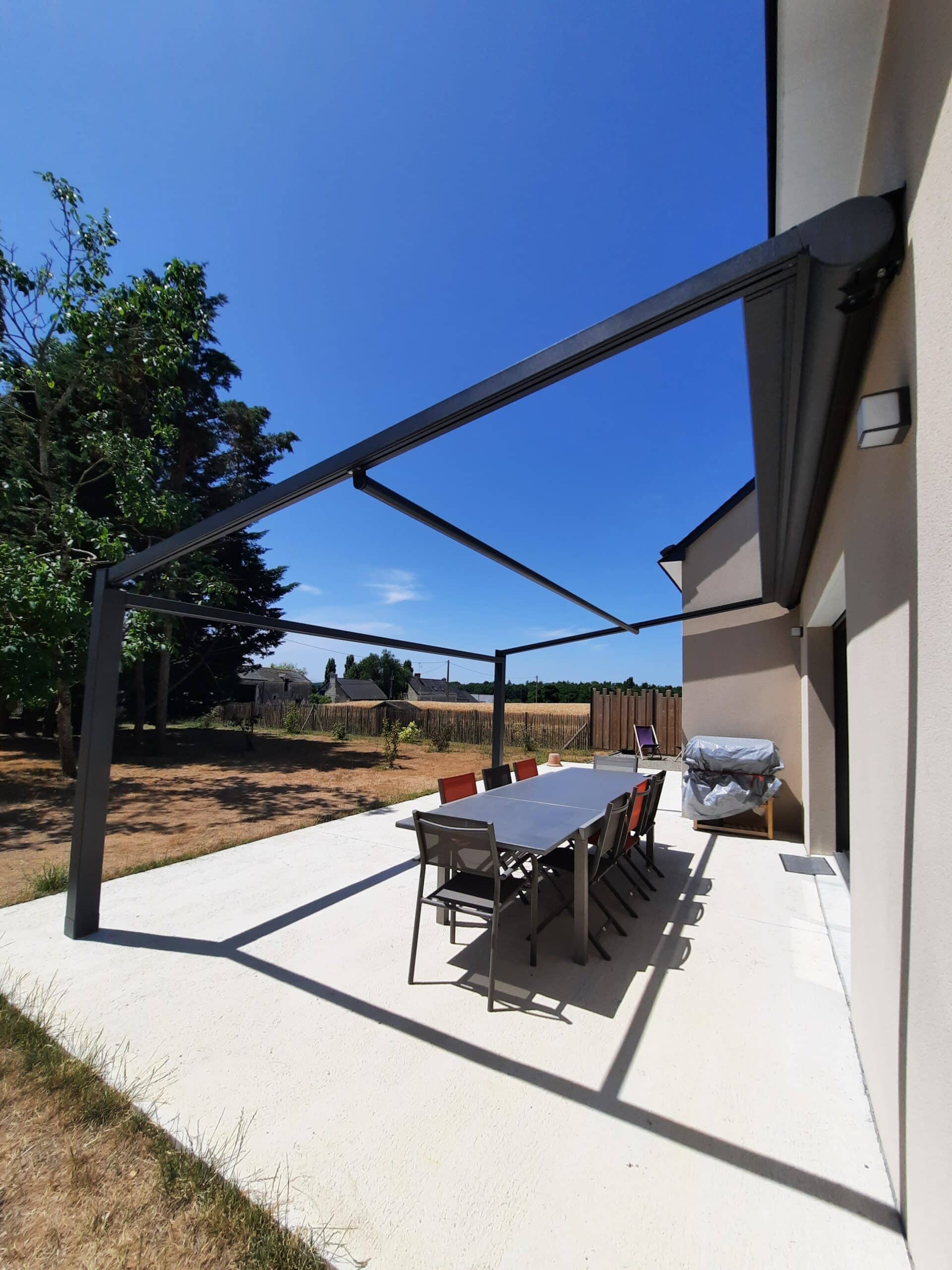 Structure pergola toile Brissac
