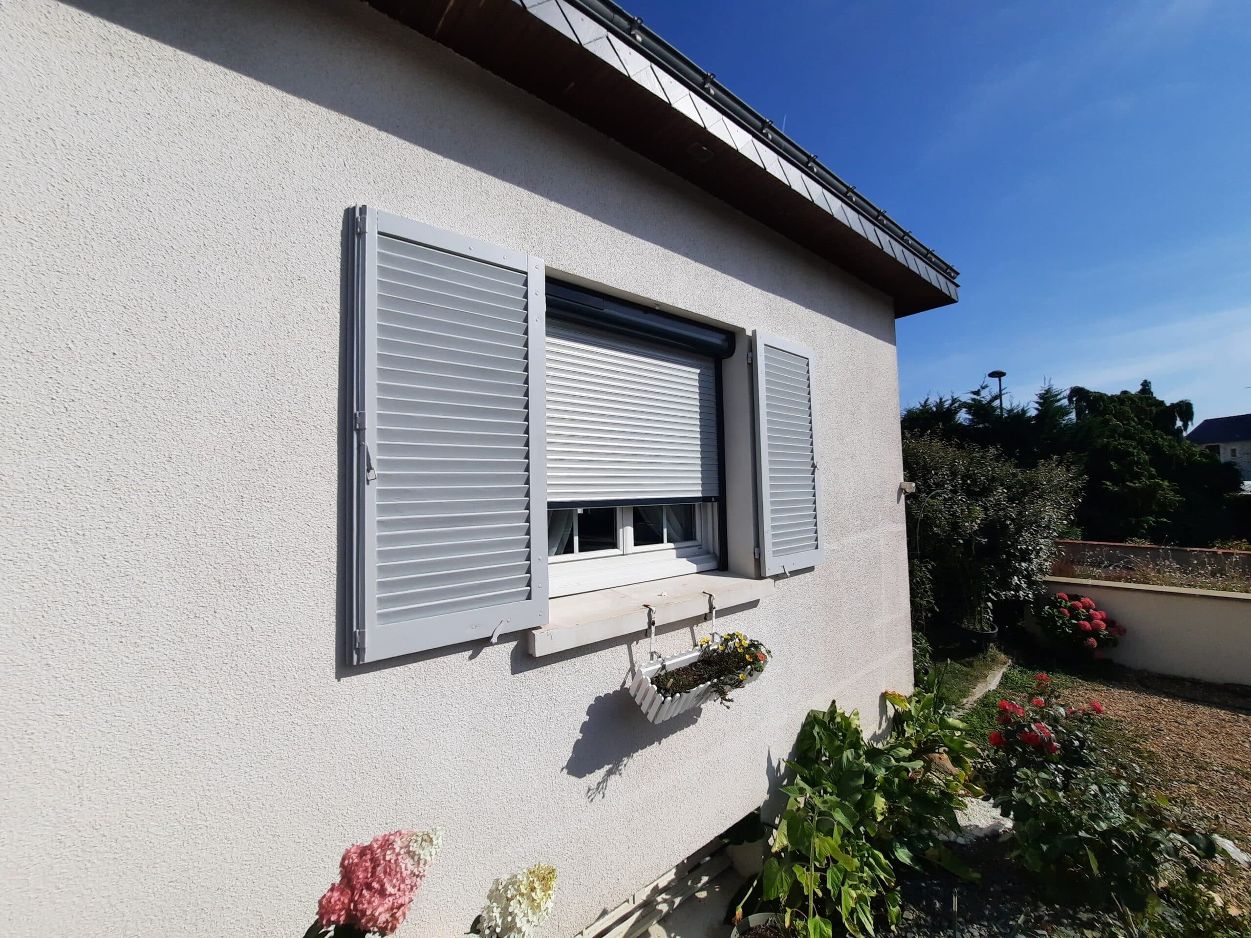 Coffre de volet roulant solaire discret à Vern d’Anjou